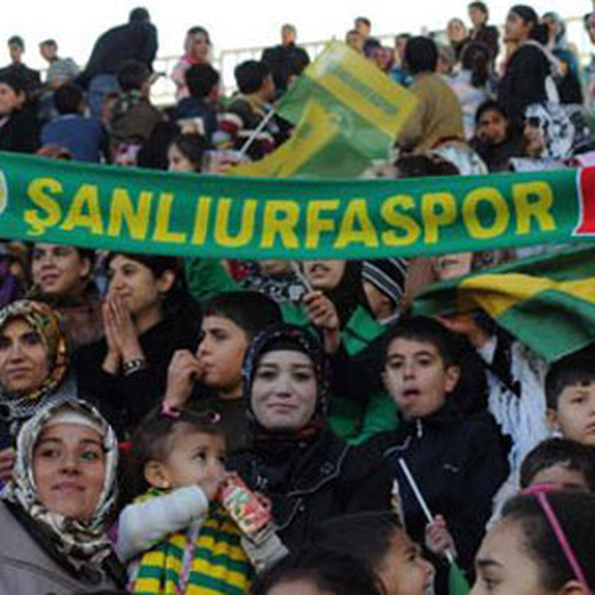 Şanlıurfaspor'a Kadın ve Çocuk Taraftar Desteği