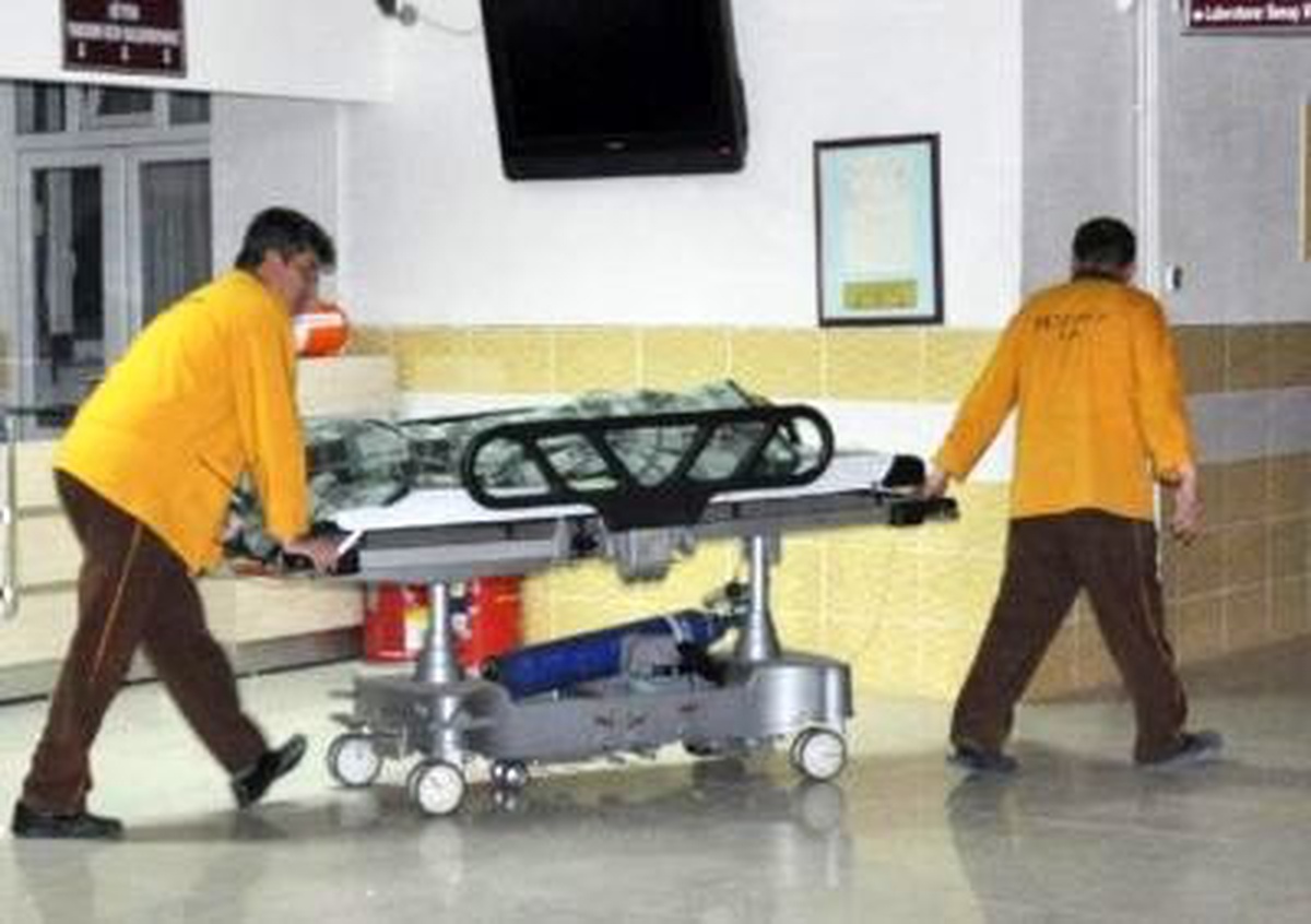 Trafik Kazasında Ölen Öğrenci Toprağa Verildi