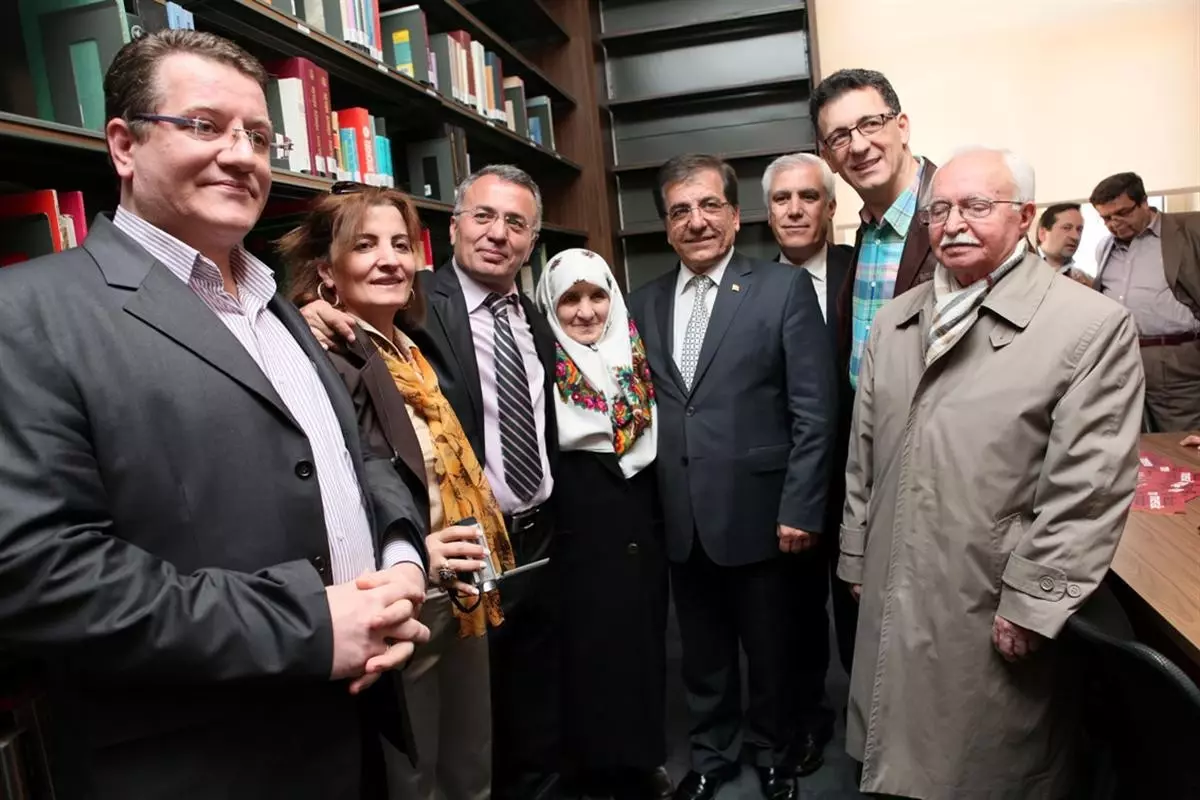 Üçevler Kütüphanesi Açıldı