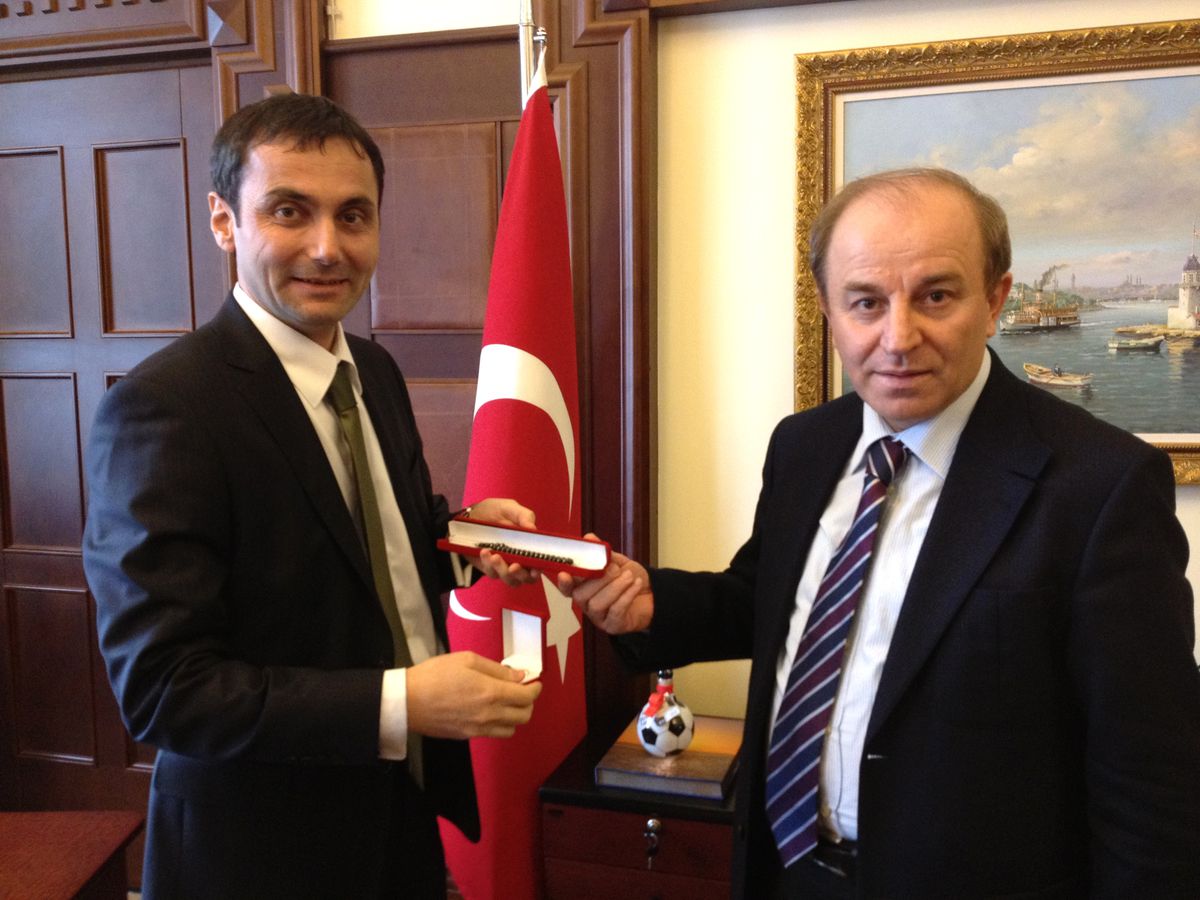 Vali Öztürk Odesa\'da Olimpiyat Tecrübelerini Paylaştı