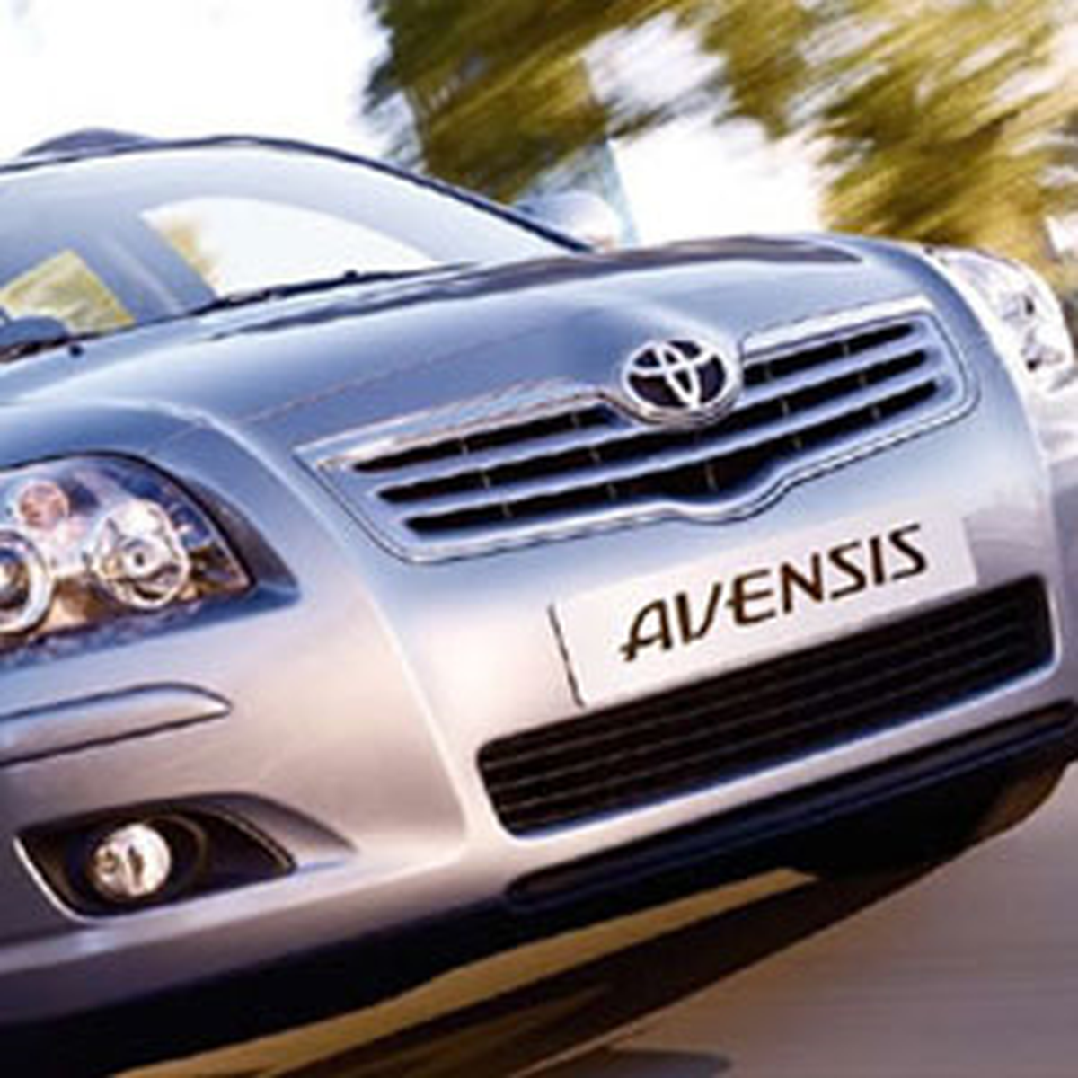 Yeni Toyota Avensis Türkiye\'de
