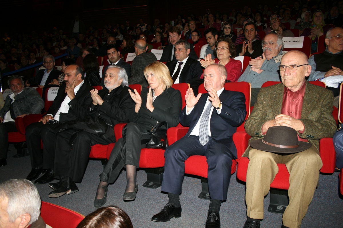 Yılmaz Güney 74. Doğum Yıl Dönümünde Kadıköy'de Anıldı
