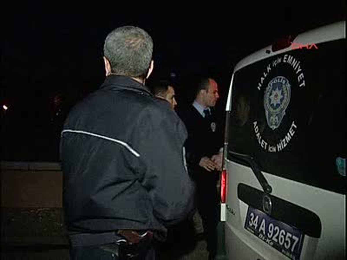 Ataşehir\'de Hırsız Polis Kovalamacası