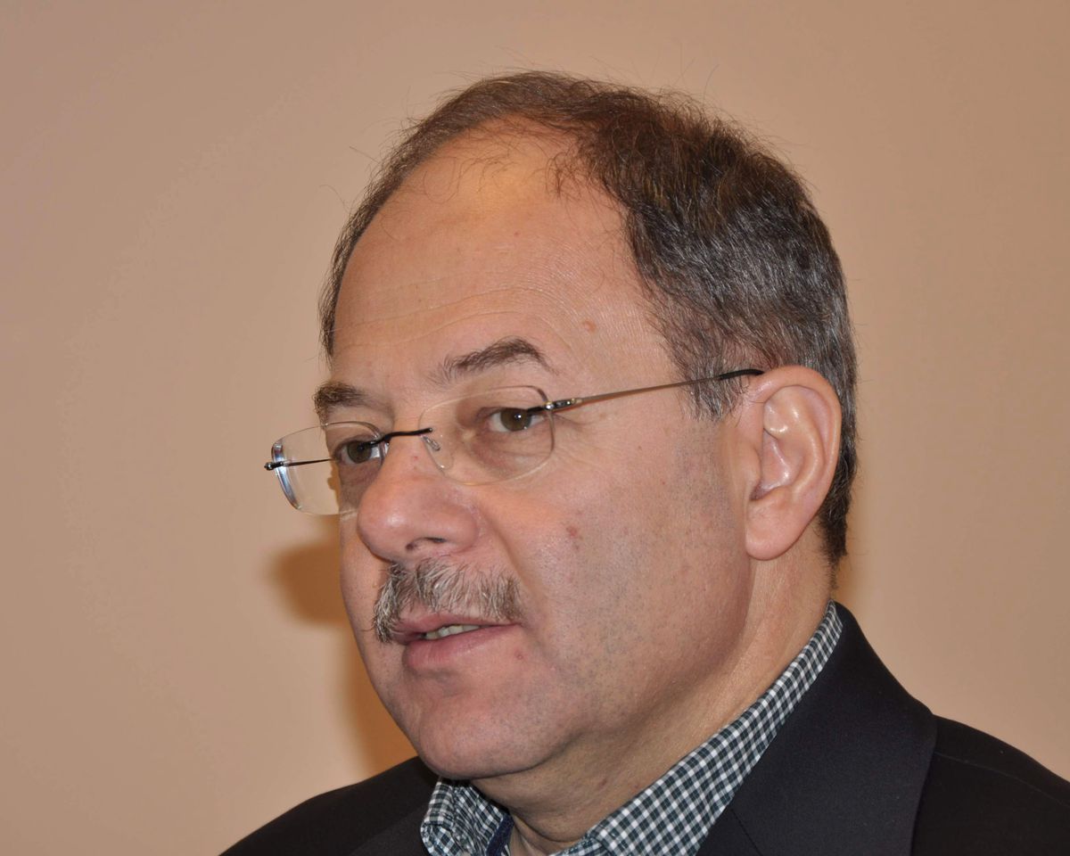 Bakan Akdağ, Acil Hastaların Hiçbir Hastaneden Geri Çevrilmemesi Yönünde Genelge Yayınladı