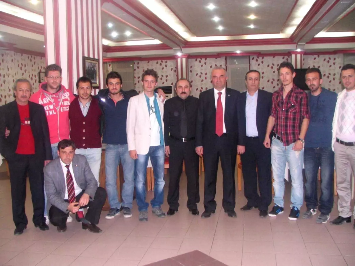 Dadayspor'a Yardım Yemeği Düzenlendi