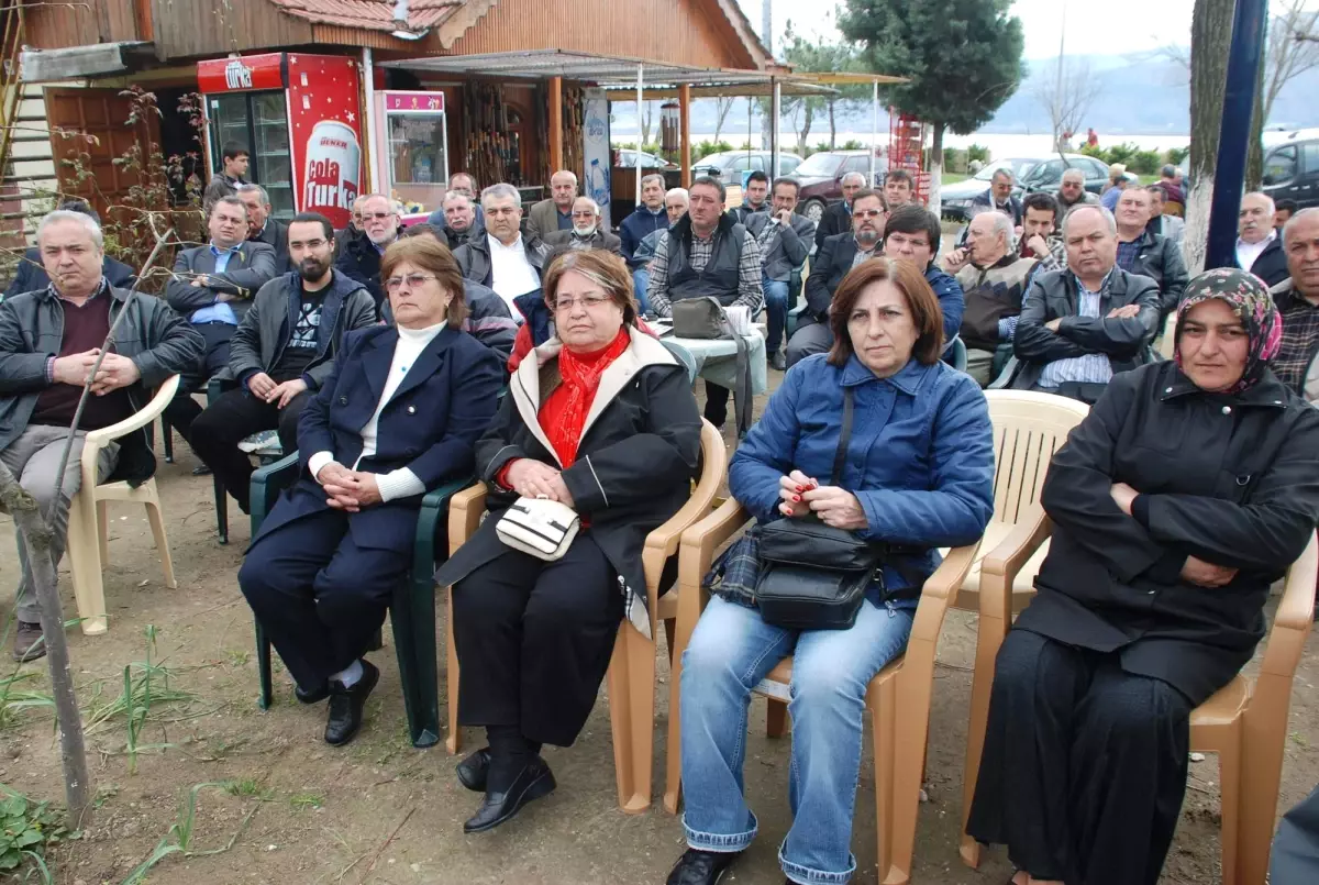 Eşme Halkı Konut Değil Üretim İstiyor