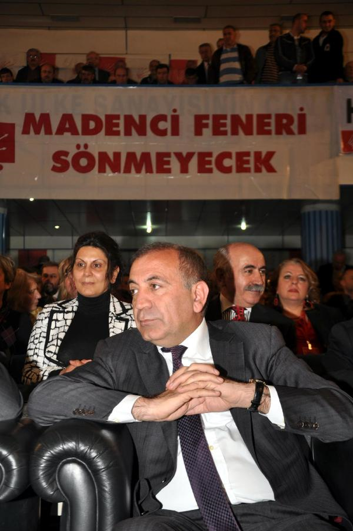 Gürsel Tekin; AK Parti Yokken Dinimizi Ailemizde Öğrenmiştik