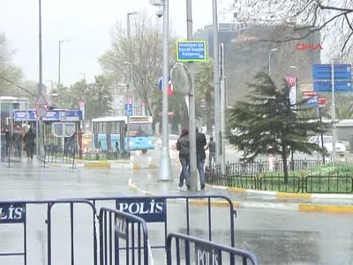 İstanbul\'da Yağmur Etkili Oluyor