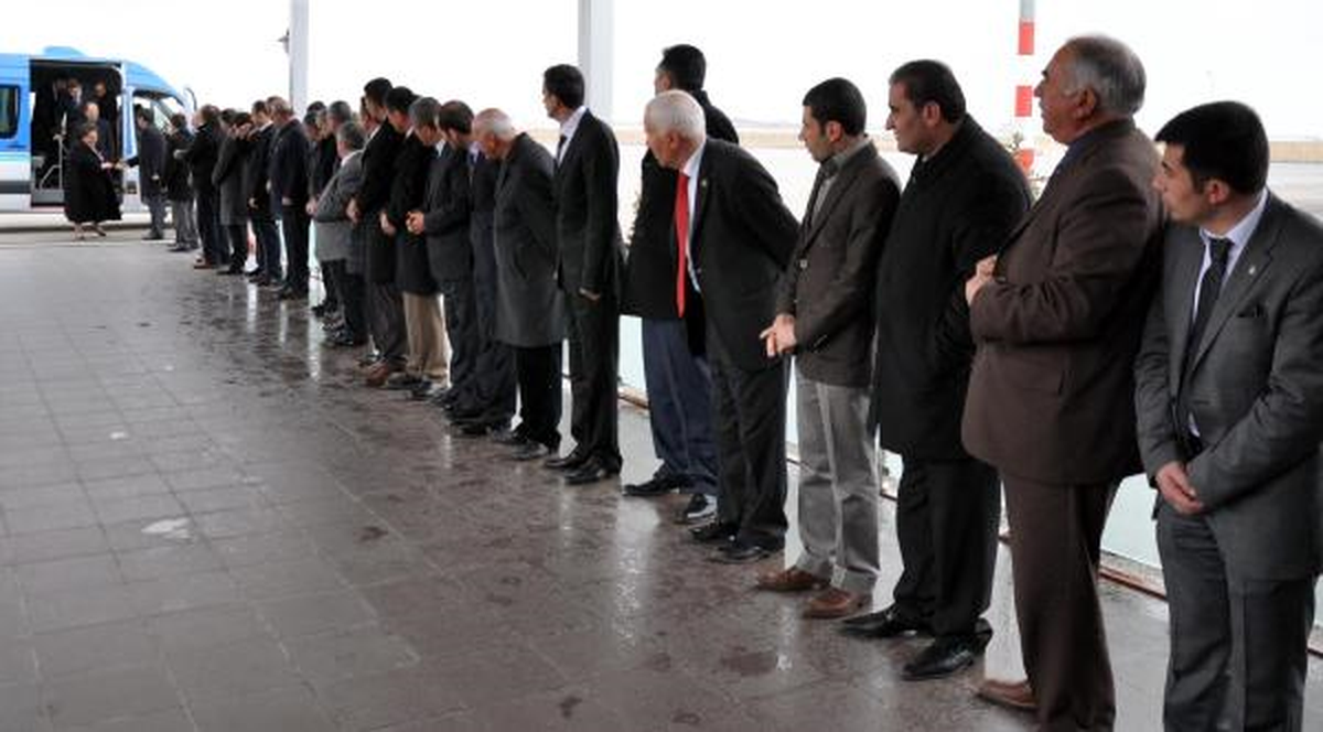 Sağlık Bakanı Akdağ; 4x4 Bir Kanun Oldu