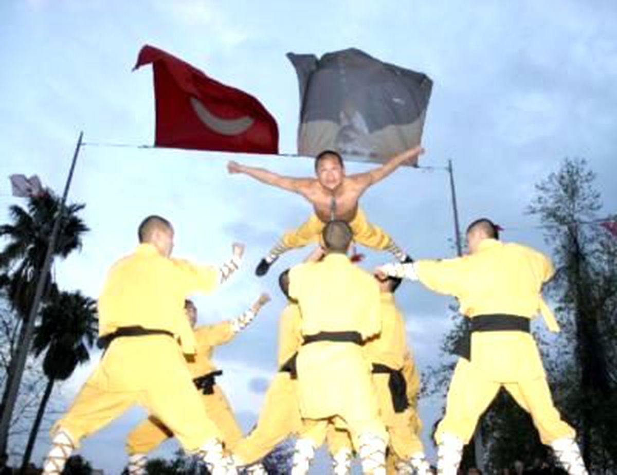 Shaolin Rahiplerinden Kung Fu Şov