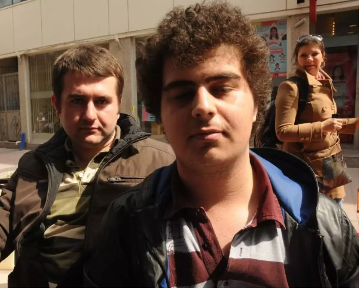 Sınavda Pet Şişeye İşedi