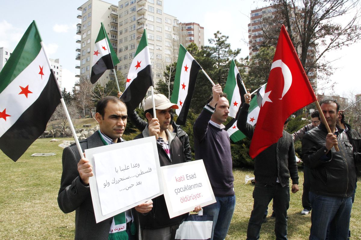 Suriye Büyükelçiliği Önünde Protesto
