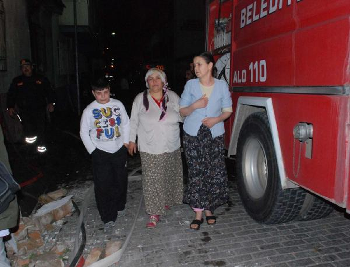 Torun Bakmaya Gitti, Yangından Kurtuldu