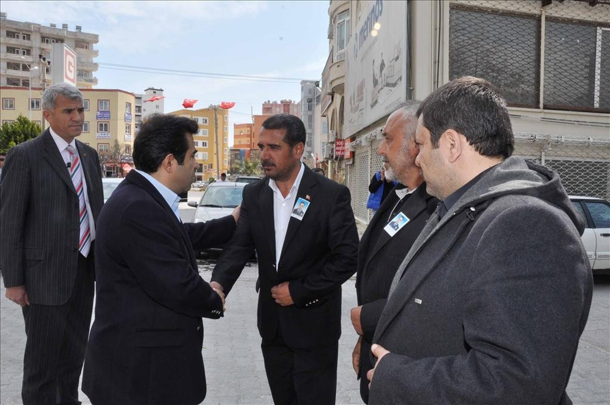 Vali Güzeloğlu'ndan Şehit Polisin Ailesine Taziye Ziyareti