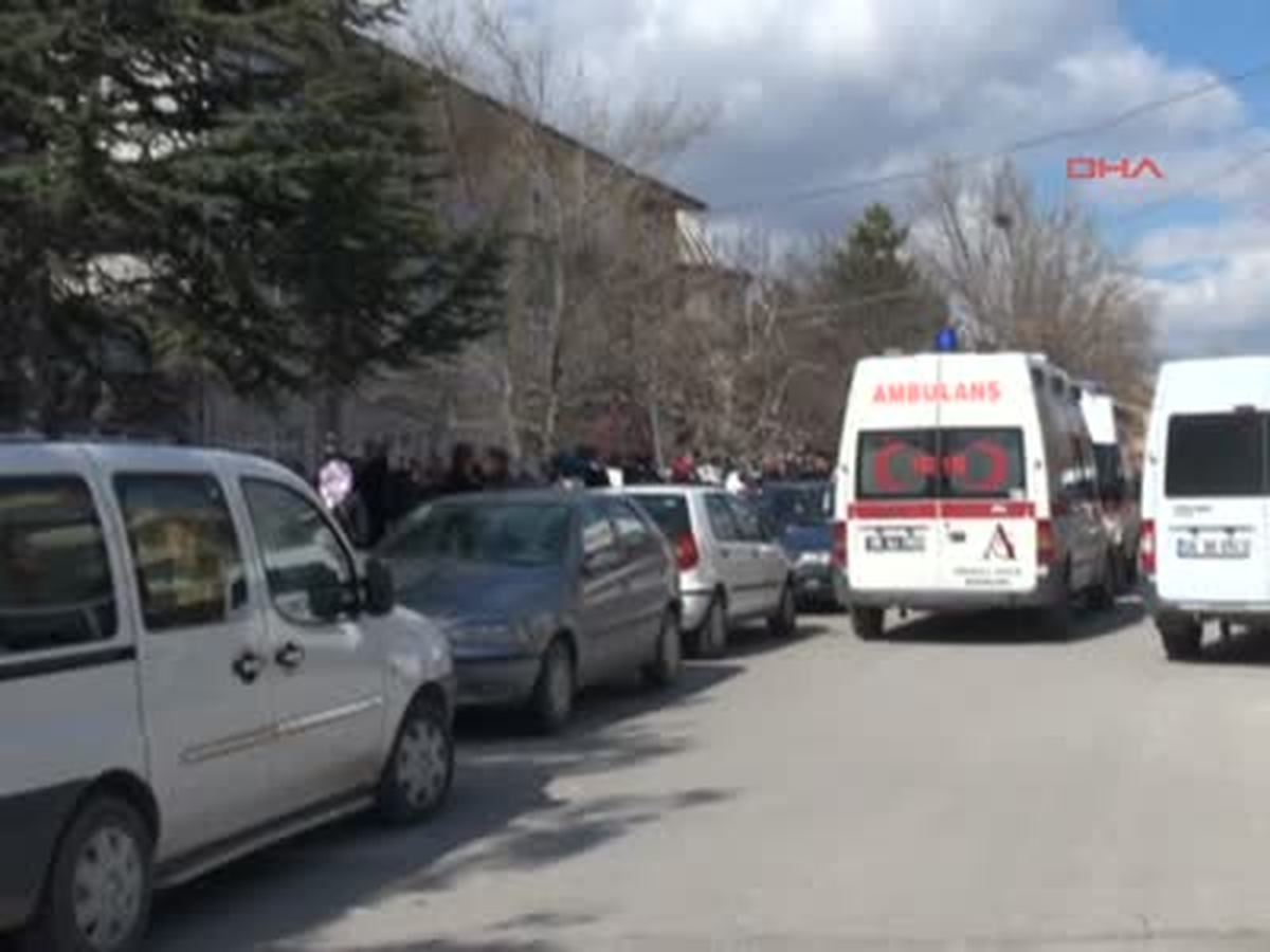 2 Keçiören\'de Doğalgaz Sızıntısı : 5 Ölü