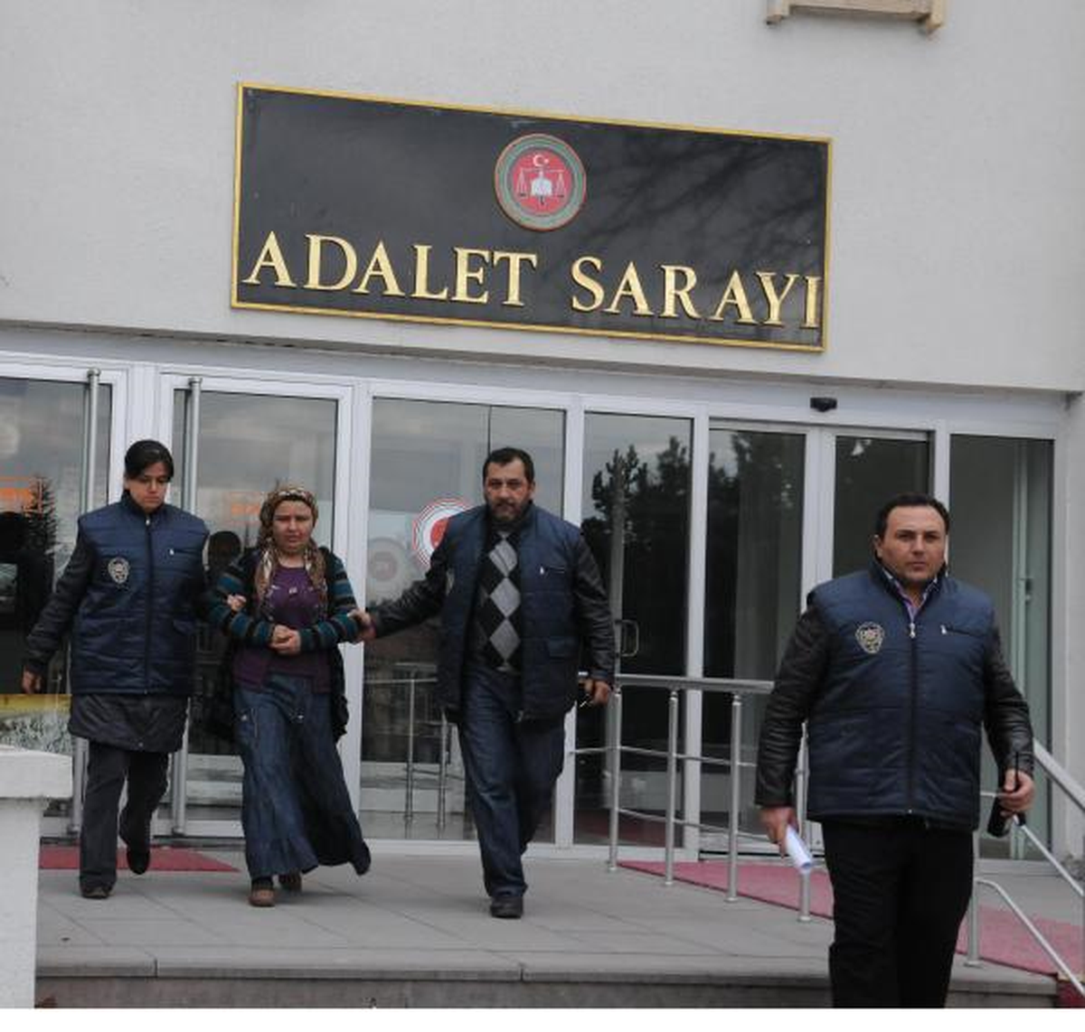 4 Çocuk Annesi, Fuhuşa Aracılıktan Tutuklandı