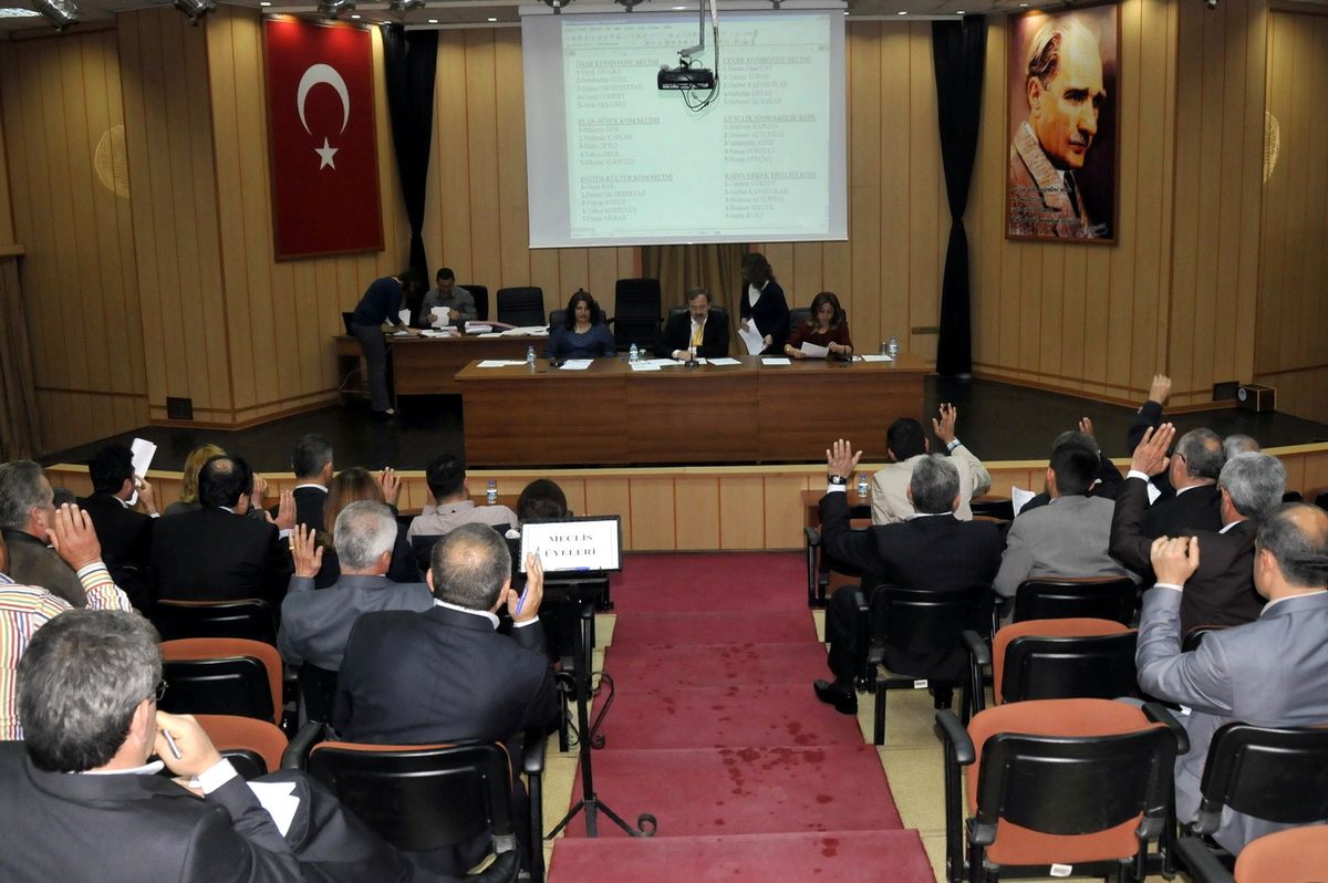 Akdeniz Belediye Meclisi Toplandı