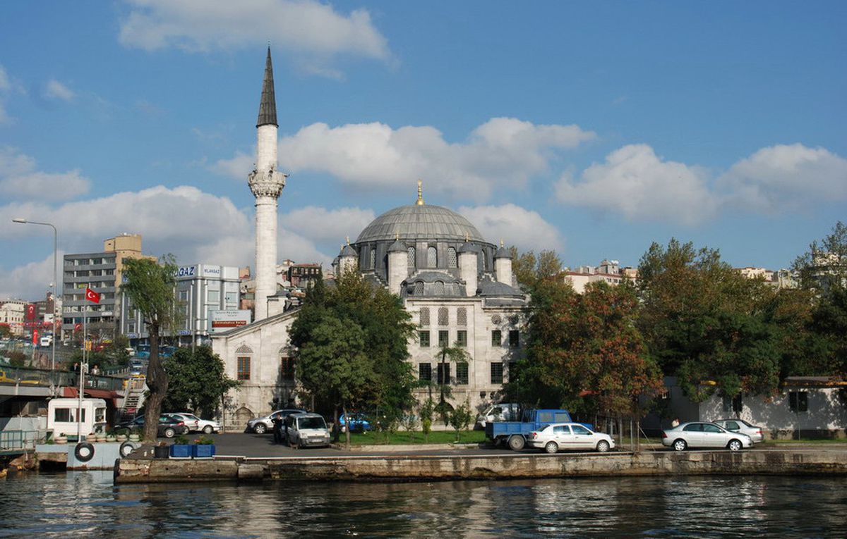 Azapkapı Sokollu Mehmet Paşa Camisi Restore Ediliyor