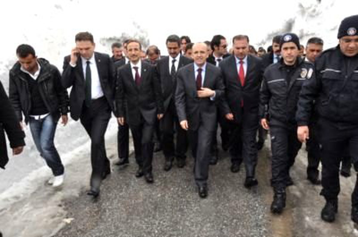 Bakan Şimşek Bitlis\'in Karına Şaşırdı