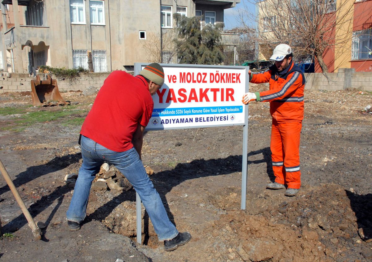 Çöp Alanlarına Uyarı Tabelaları