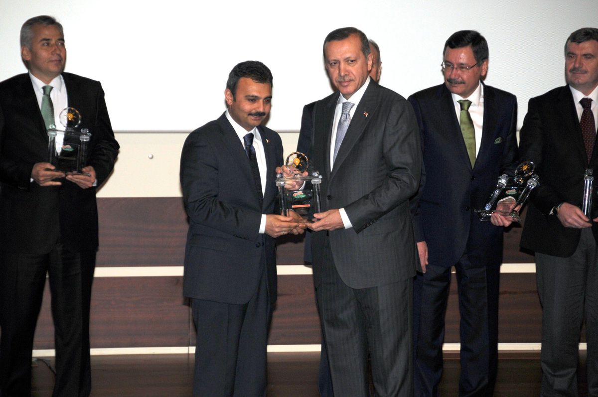 Çorum Belediyesi\'nin Aile Okulu Projesine Ödül