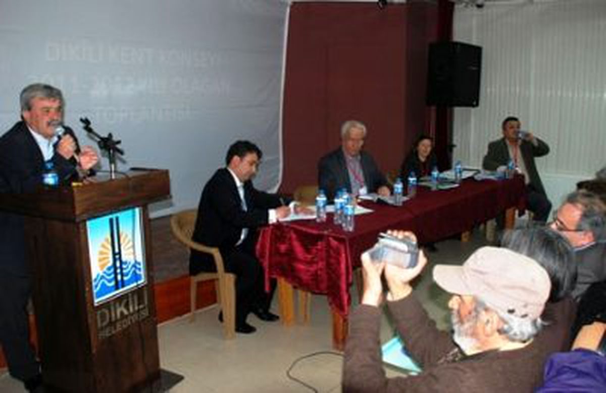 Dikili Kent Konseyi Toplandı