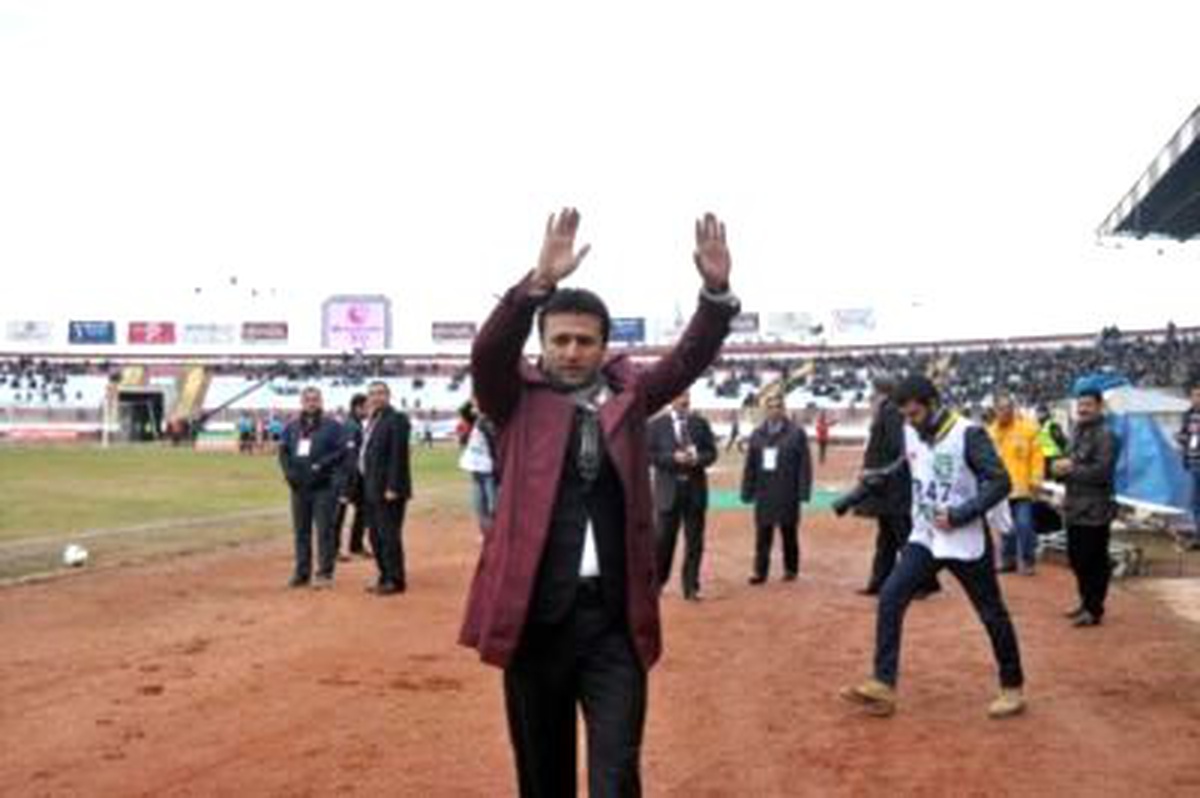 Elazığspor Bülent Uygun ile Moral Buldu