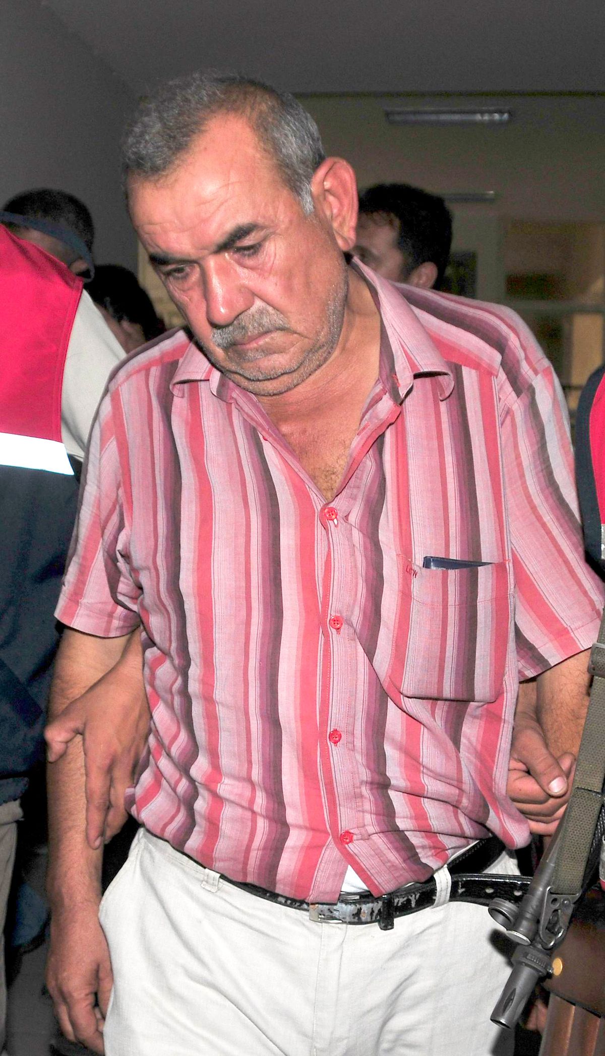"Eşimi Kazaen Öldürdüm" Dedi Tahliye Oldu