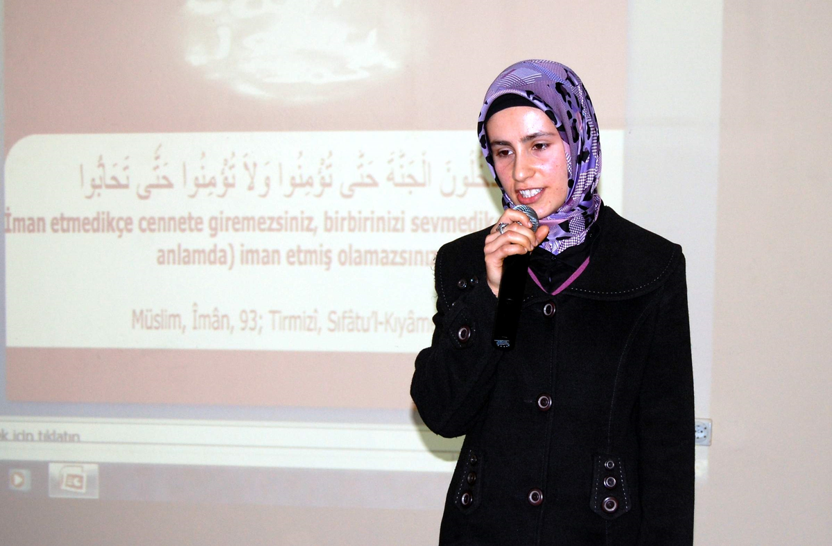 Ezbere Hadis Okuma Yarışması