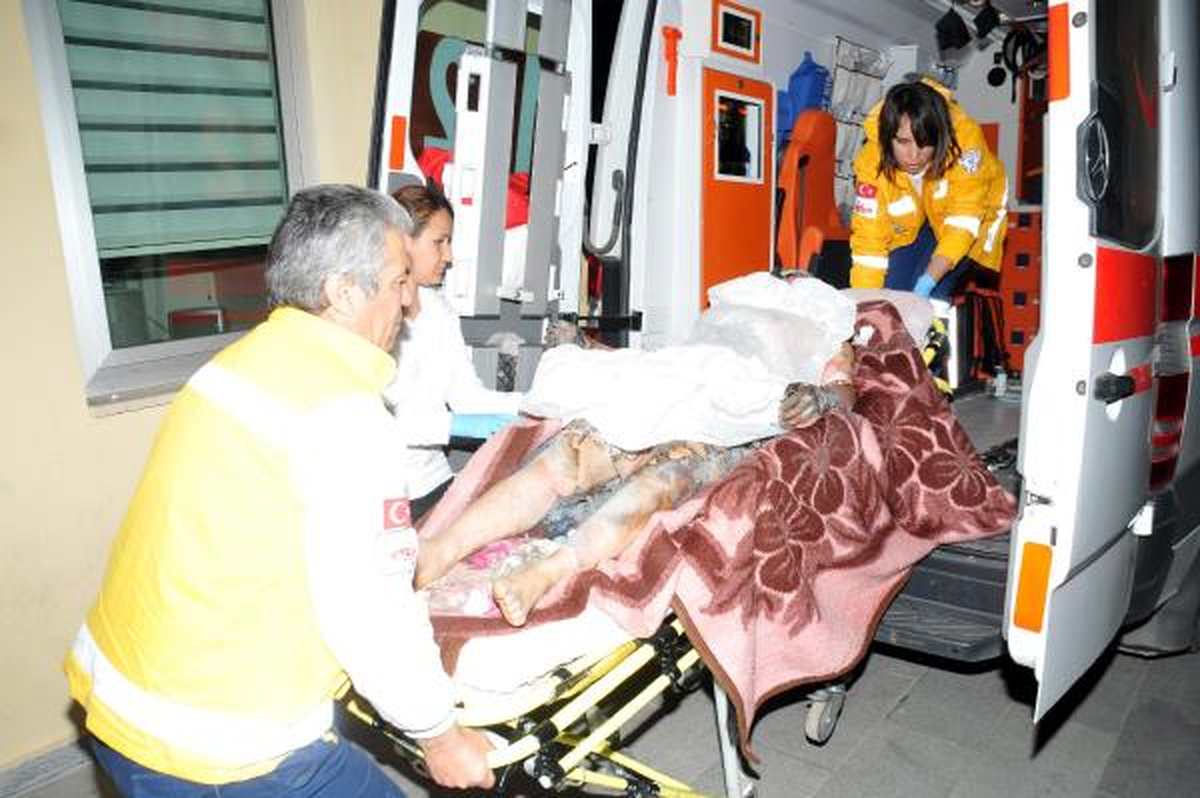 Genç Kız Kendini Benzinle Yaktı