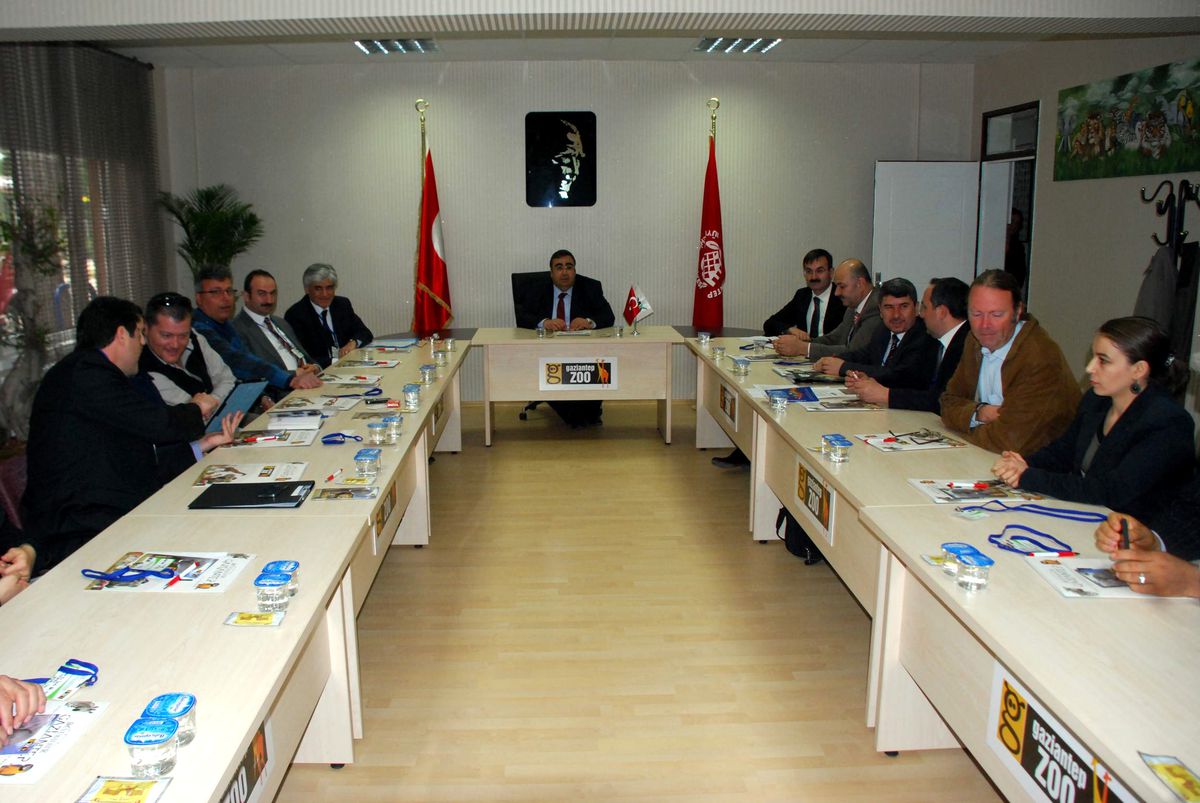 Hayvanat Bahçelerinin Sorunları Gaziantep\'te Ele Alındı