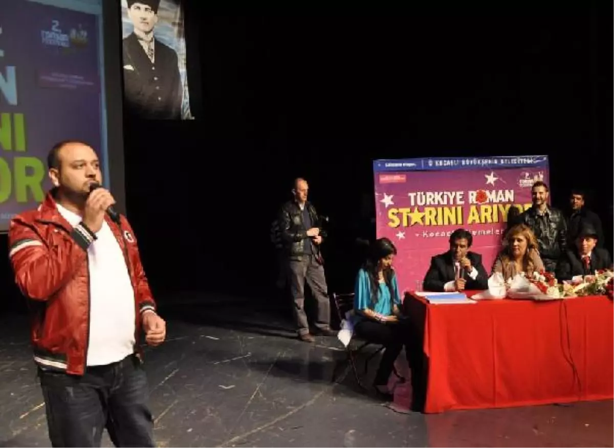 İzmit\'te, \'Türkiye Roman Starını Seçiyor\' Yarışması Heyecanı