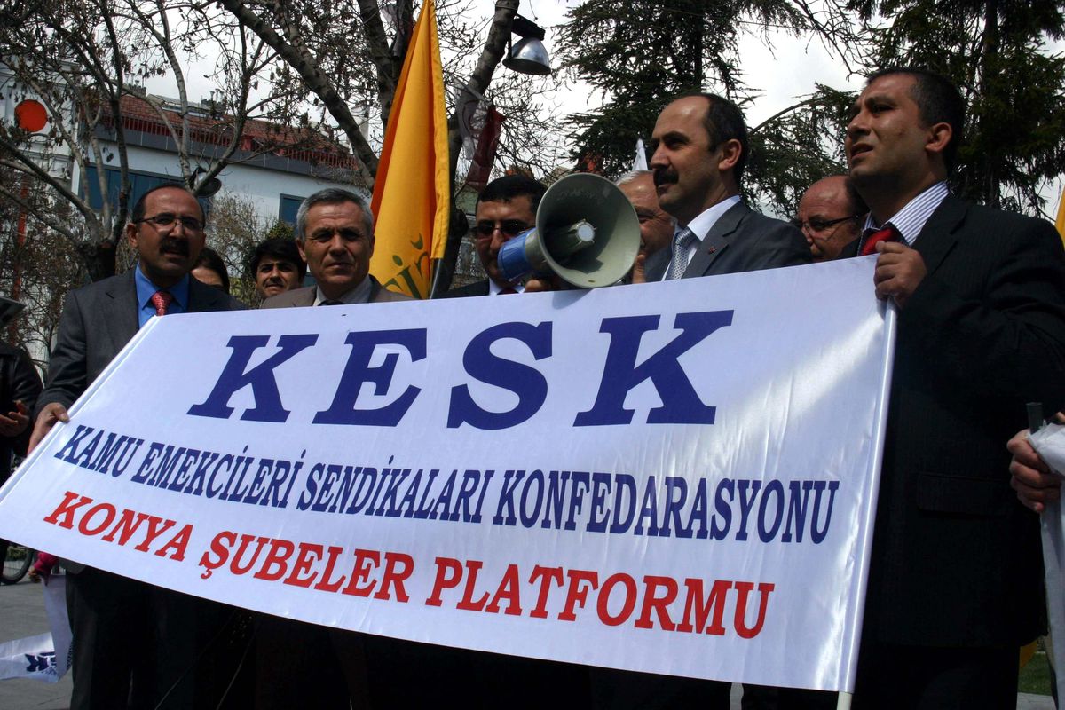 Kesk'ten Yeni Sendika Yasası'na Tepki