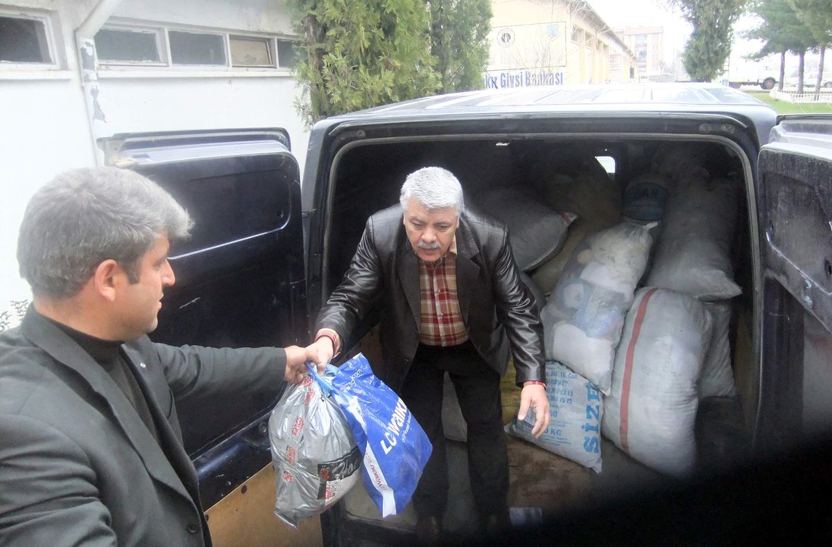 Kızılay\'dan Köy ve Mezralara Yardım Kampanyası
