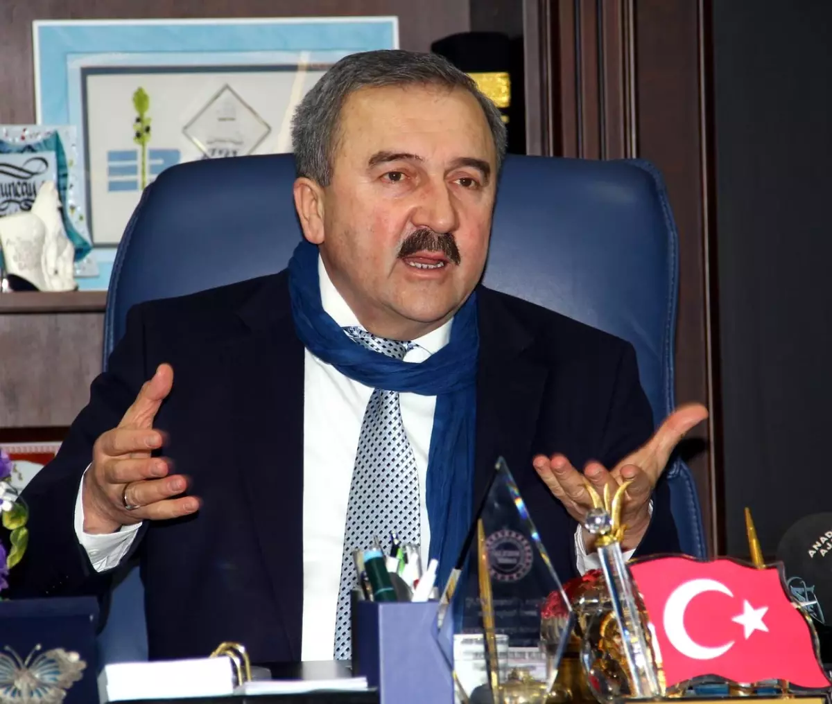 Körfez Havaalanı\'nda İsim Tartışması Yeniden Alevlendi