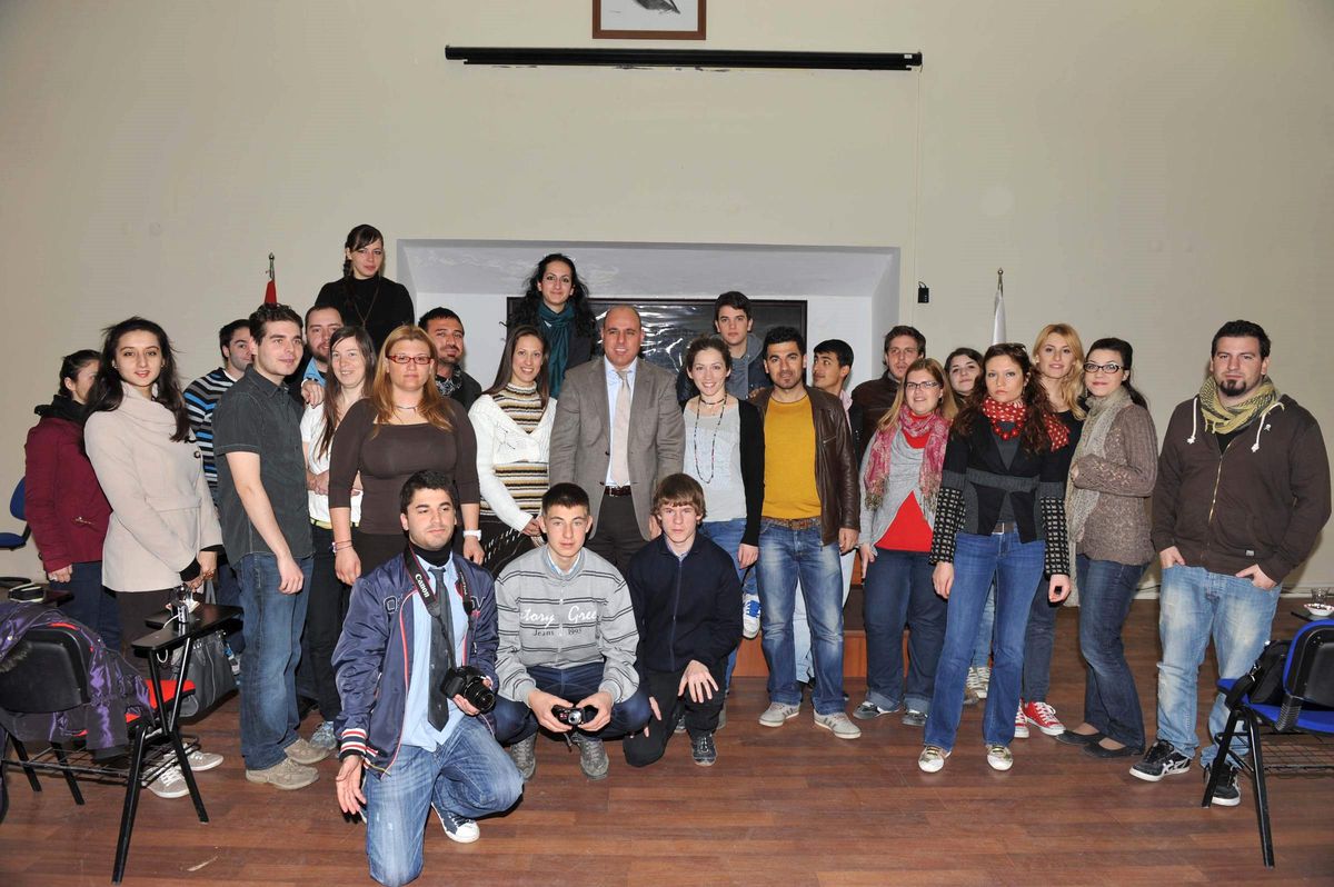Mardin Müziğini Araştıran Avrupalı Öğrenciler Belediye Başkanını Ziyaret Etti
