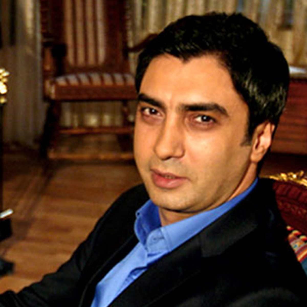 Medya Cem'in Evliliğine Kilitlendi