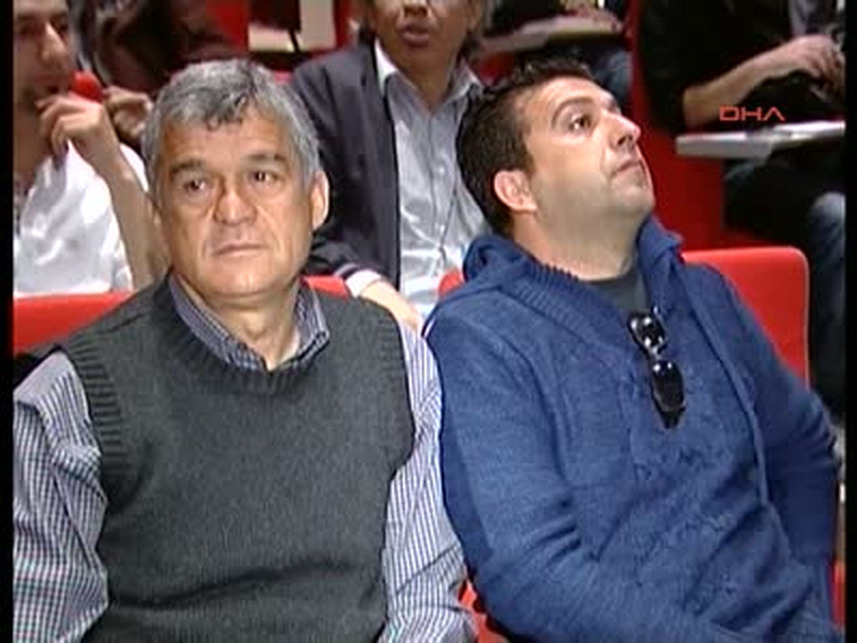Milli Takım Teknik Direktörü Abdullah Avcı: "Süper Final\'i Görelim Sonra Tartışalım"