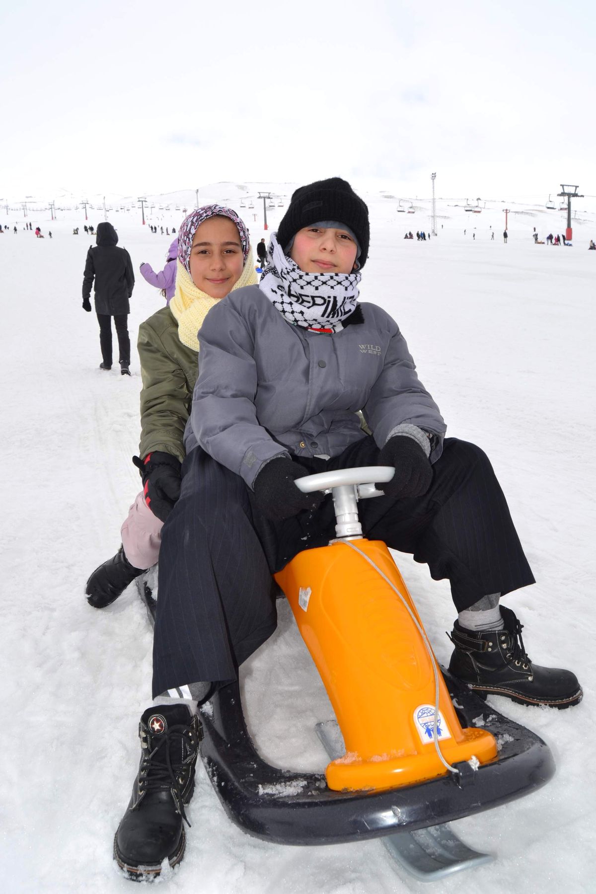 Öğrenciler Ygs Stresini Kayak Yaparak Attı
