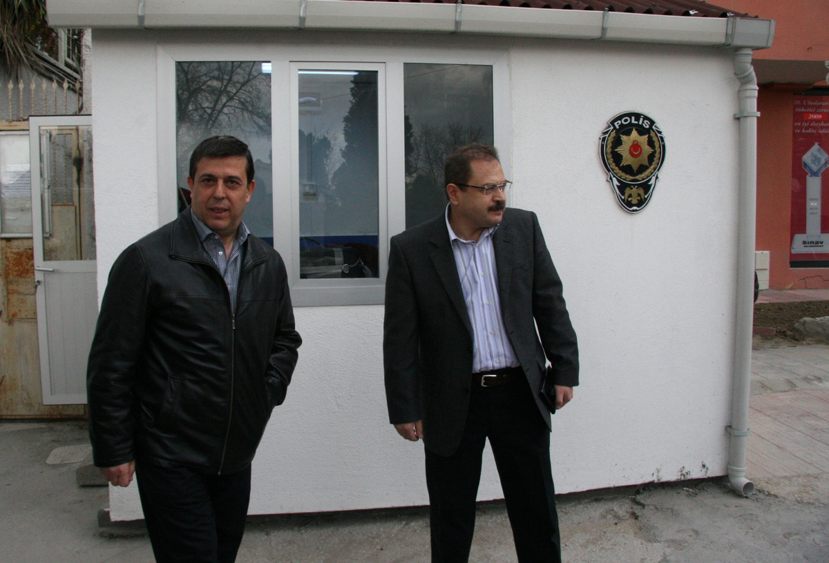 Polis Noktalarına Kurşun Geçirmez Kabin