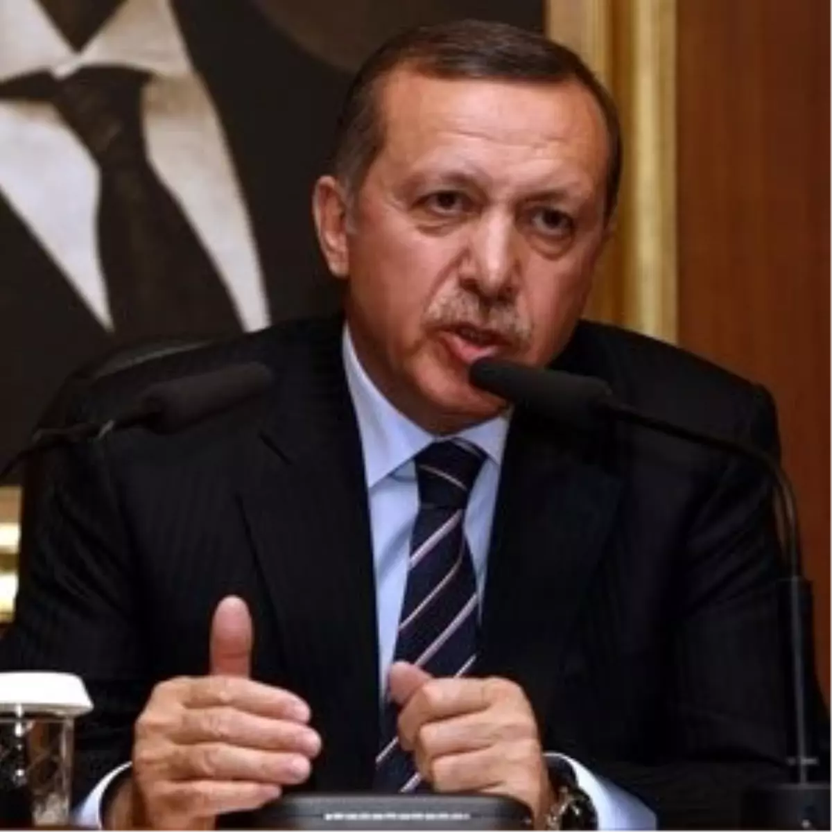 Sanatçı Ekrem Bora'nın Vefatı