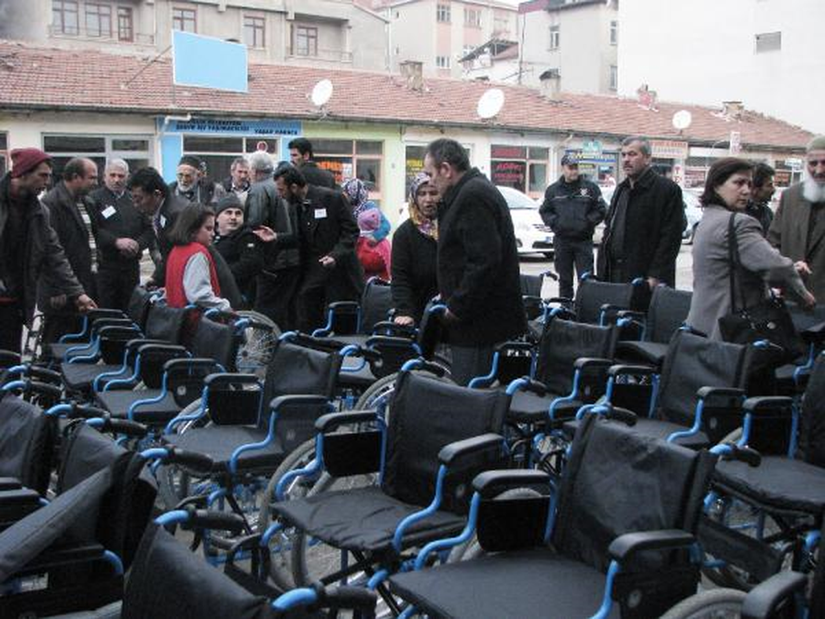 Sorgun'da 75 Engelliye Tekerlekli Sandalye Dağıtıldı