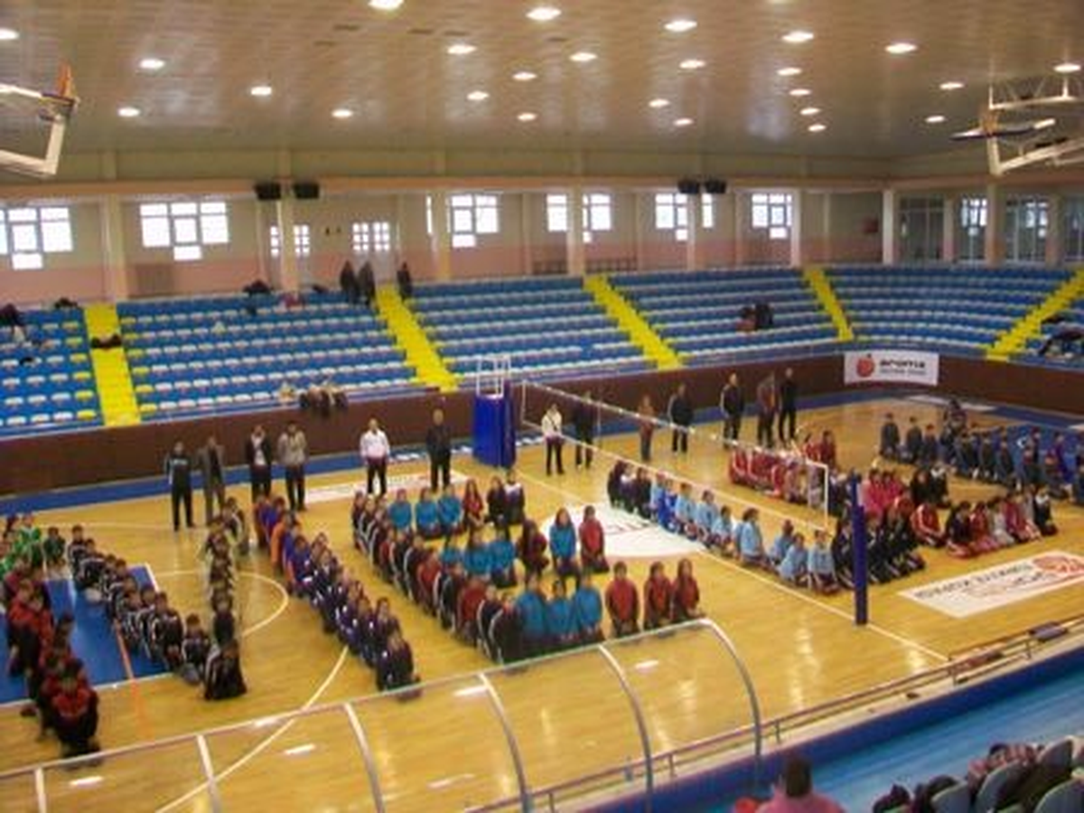 Voleybolcular Melek\'i Unutmadı