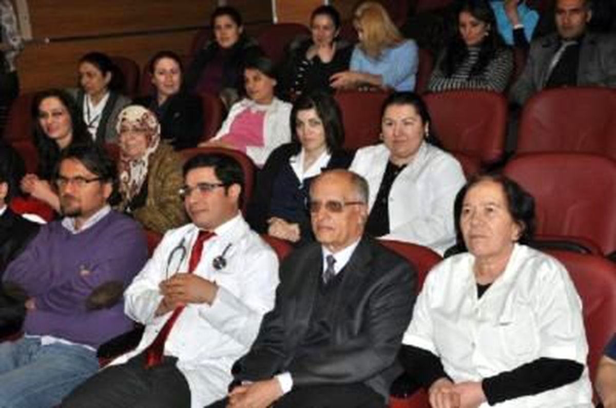 Yüksekova'nın İlk Emekli Hemşiresine Veda Gecesi