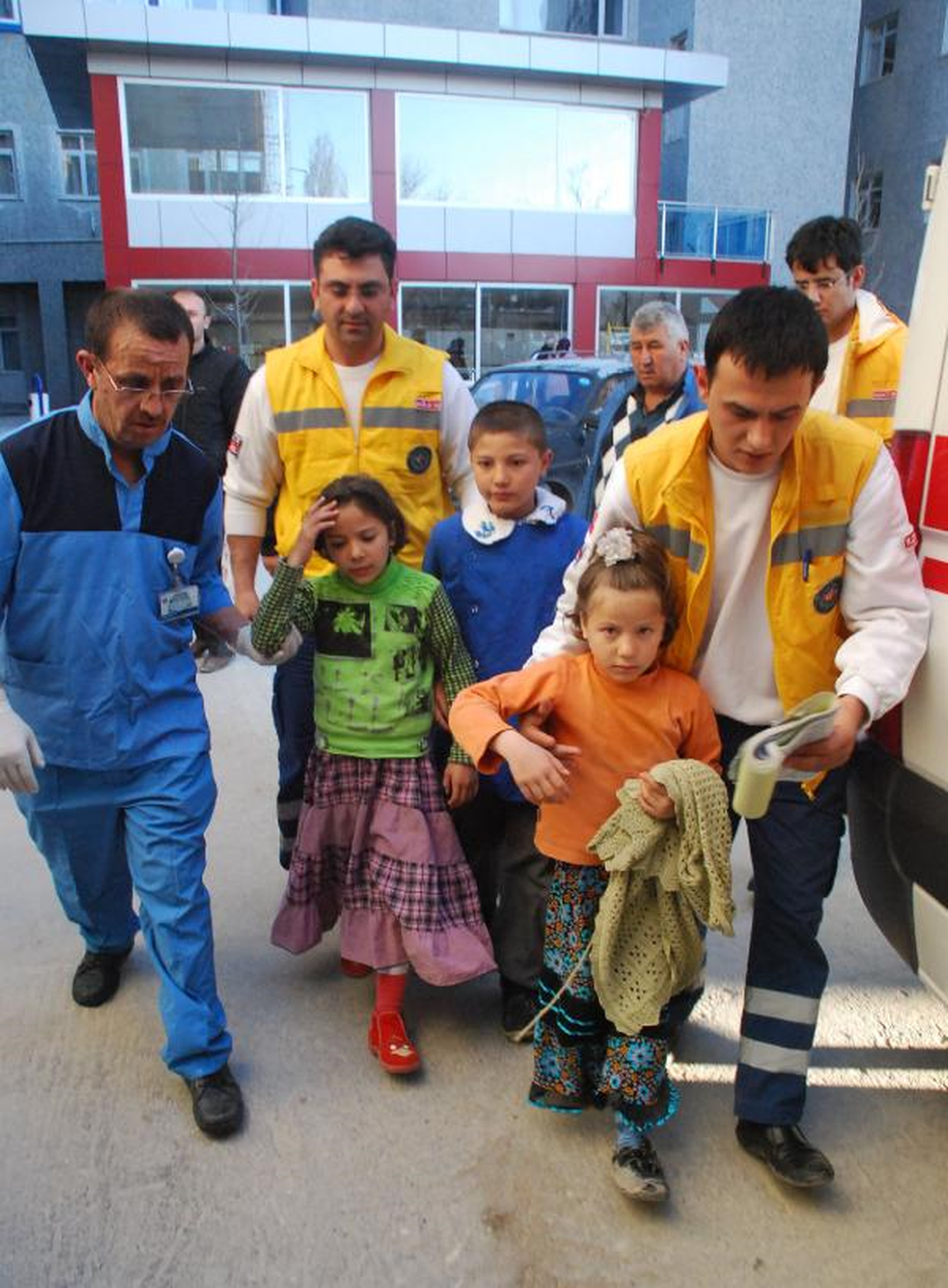 11 Yaşındaki Çocuk, Annesi ile Kardeşlerini Ölümden Kurtardı