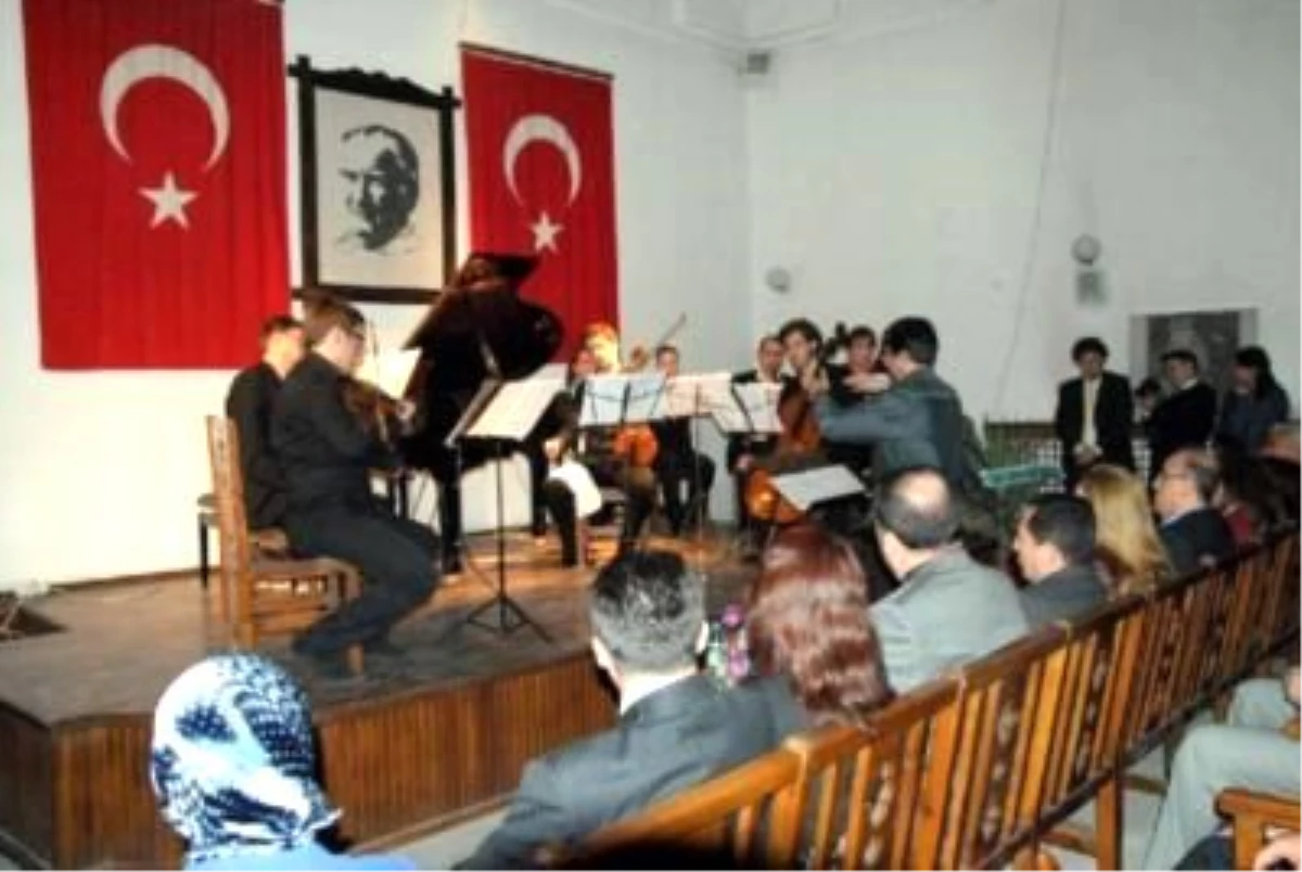 Afyonkarahisar\'da Klasik Müzik Festivali Başladı