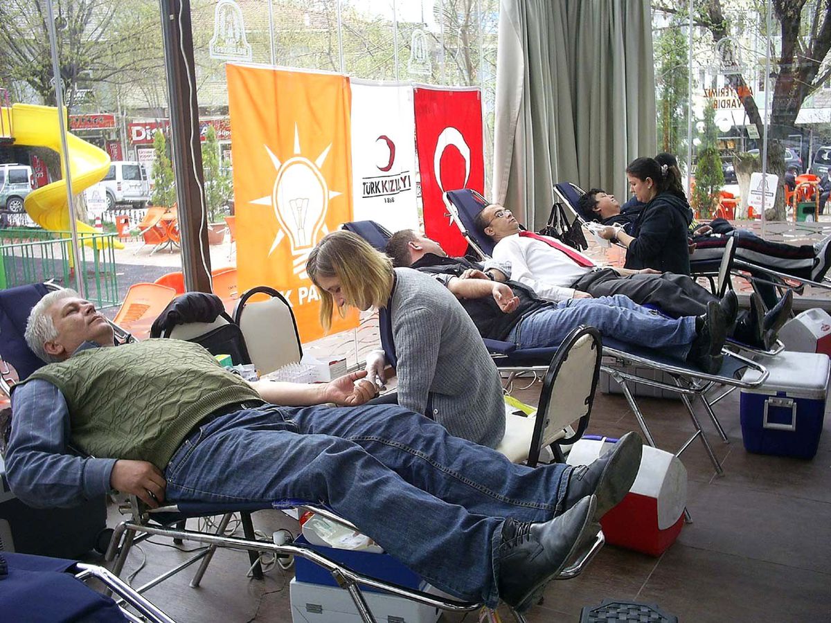 AK Parti Çan İlçe Başkanlığı\'ndan Kan Bağışı Kampanyası
