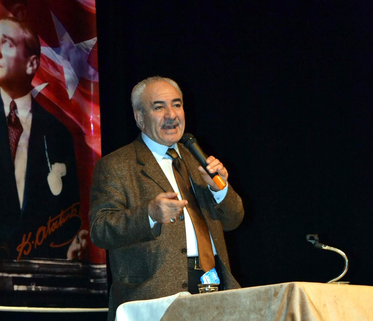 Ak Partiden Kutlu Doğum Haftası Etkinliği