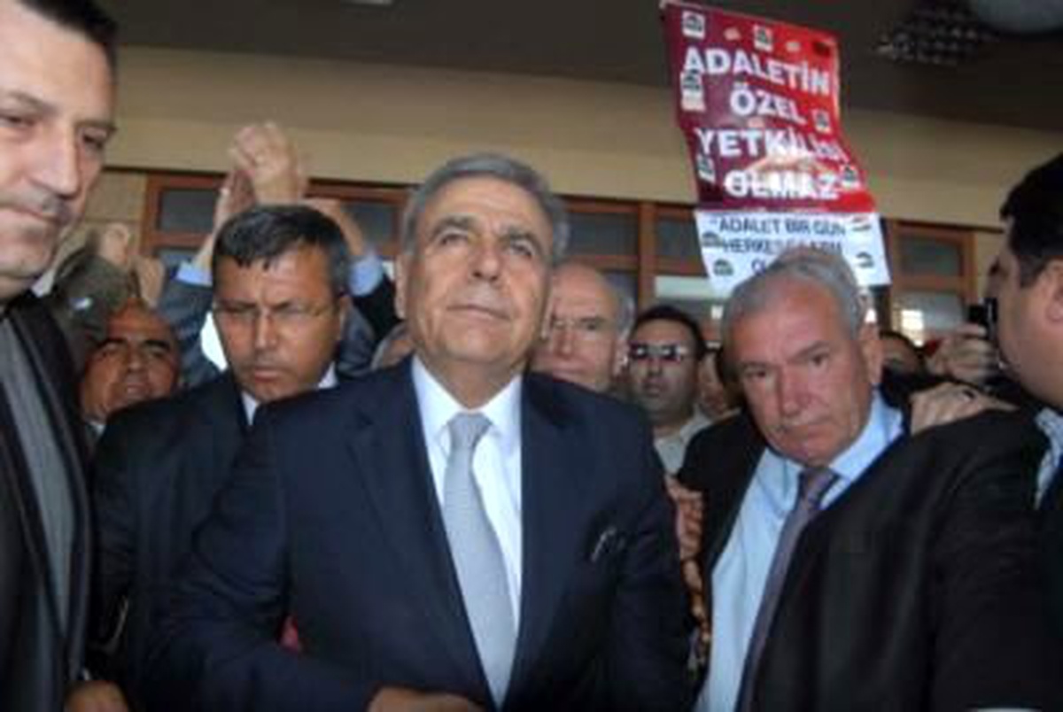 Büyükşehir Davasının İlk Günü Sona Erdi