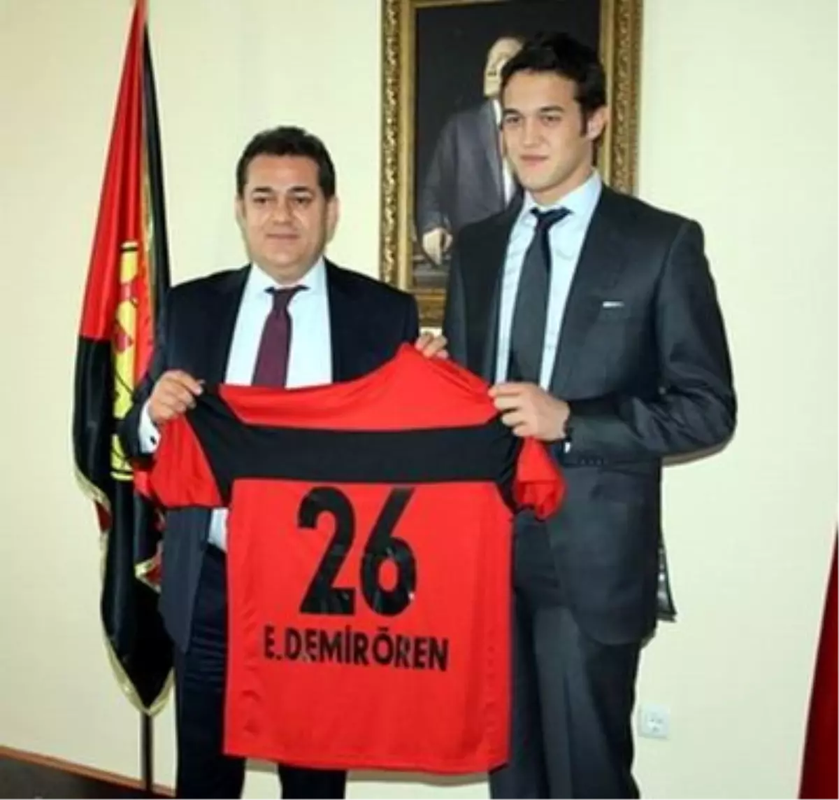 Demirören'ler Eskişehirspor Kulübünü Ziyaret Ettiler